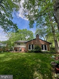 2nd image of 5669 Ravenel Ln