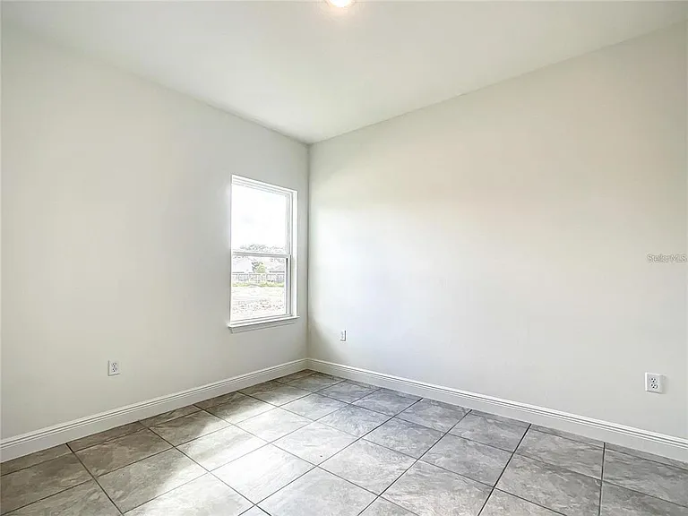 406 Marion Oaks Trl — Photo 33