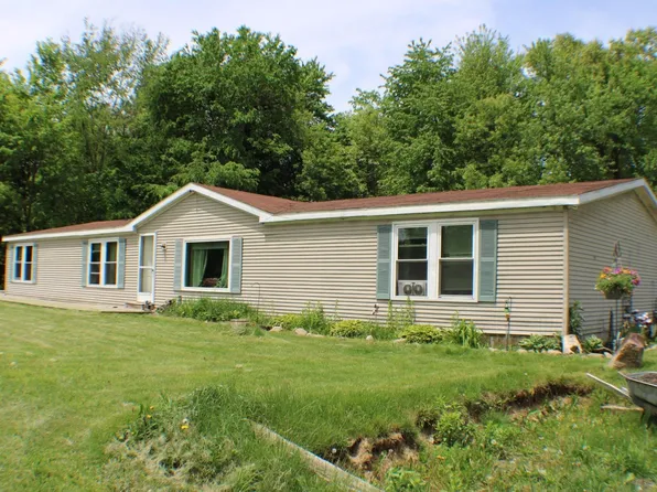 10202 Waterloo Munith Rd, Munith, MI 49259