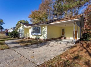 208 Balfour Dr, Archdale, NC 27263