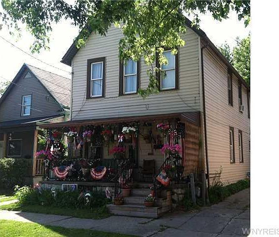 1st image of 54 Young St
