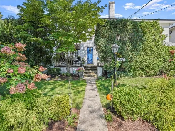 442 Esplanade, Pelham, NY 10803
