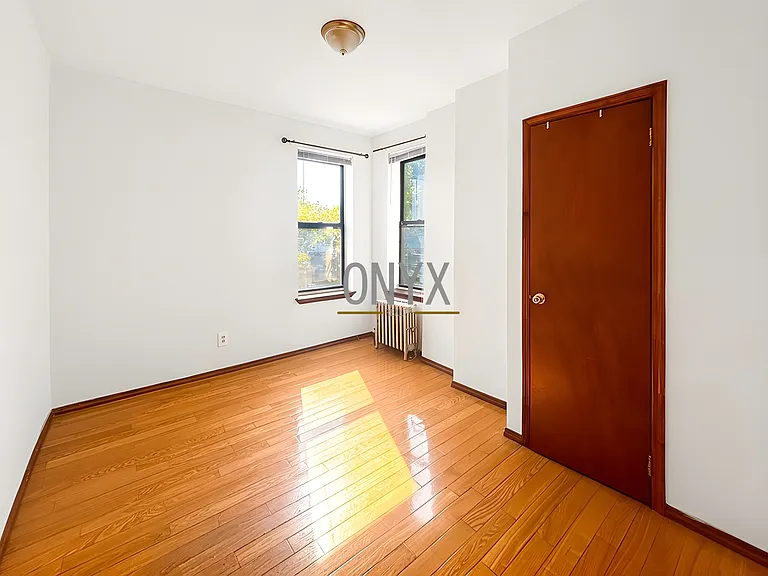 61-05 Gates Ave #3 — Photo 9