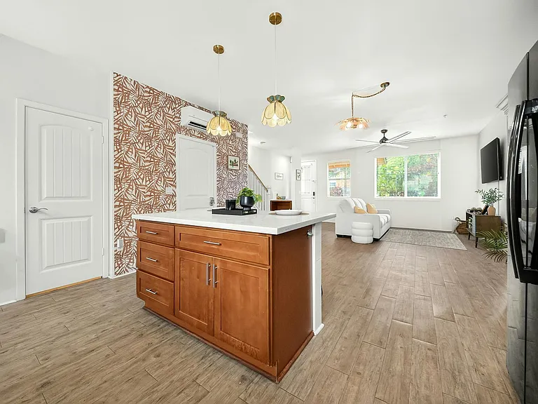 724 Kakala St #1303 — Photo 12