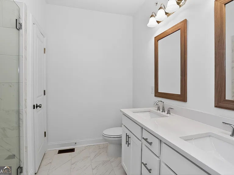 504 Sawnee Village Blvd — Photo 8