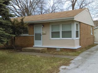16545 Oxford Dr, Markham, IL 60428