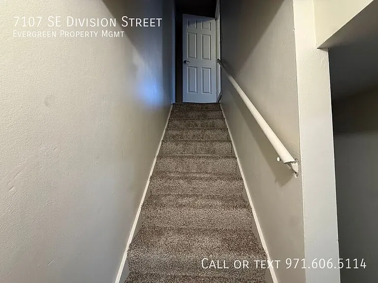7107 SE Division St — Photo 16