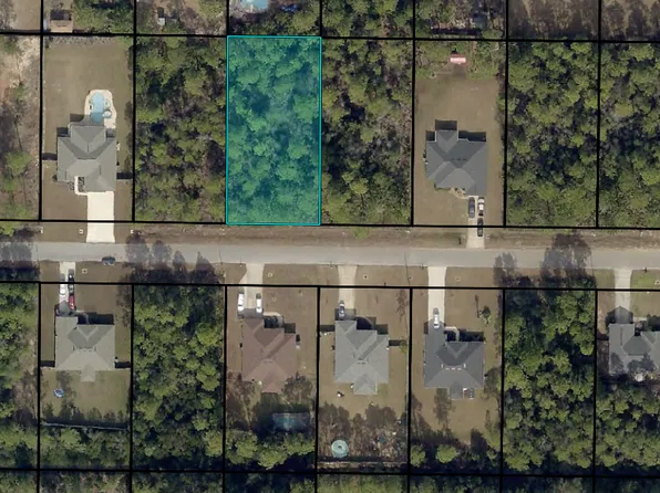 Redfield St, Navarre, FL 32566
