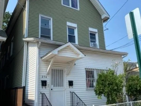254 Bond St, Elizabeth, NJ 07206
