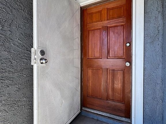 3rd image of 5280 Plainview Ave