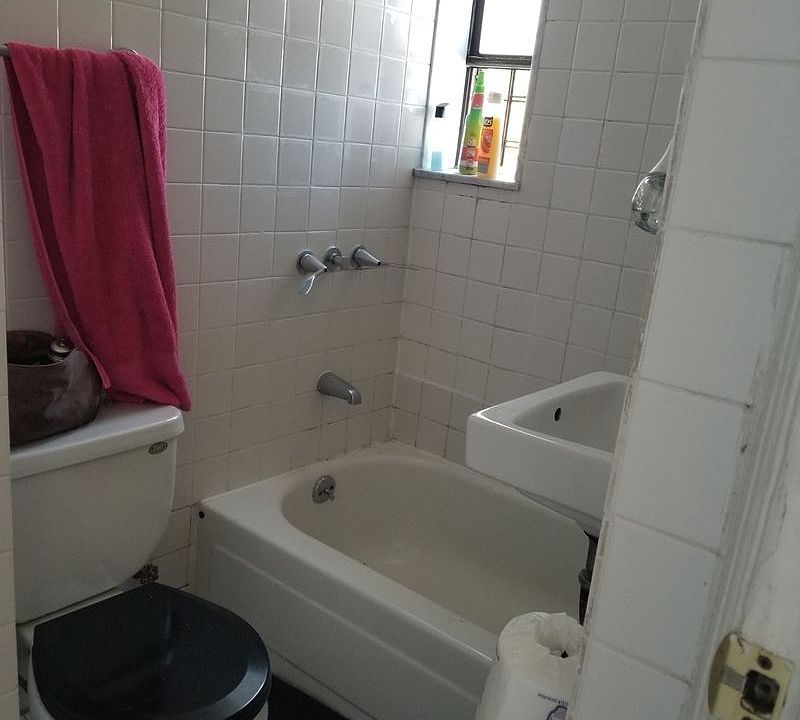 2nd image of 3612 38th St APT 3