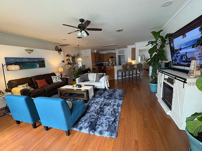 5909 Plummer Slade Ct — Photo 8