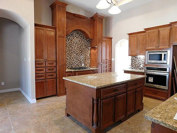 4th image of 27639 Concho Dr