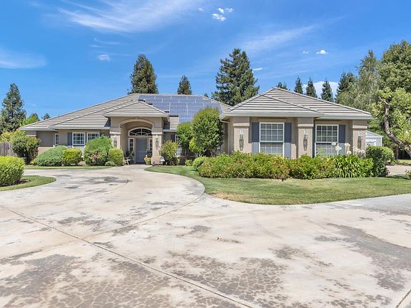 3rd image of 10714 N Las Casitas Cir