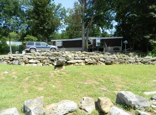 642 Back Valley Rd, Trenton, GA 30752