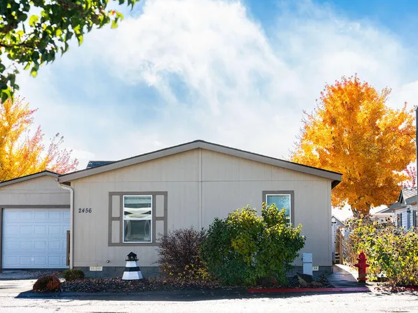 2456 SW Mariposa Loop, Redmond, OR 97756