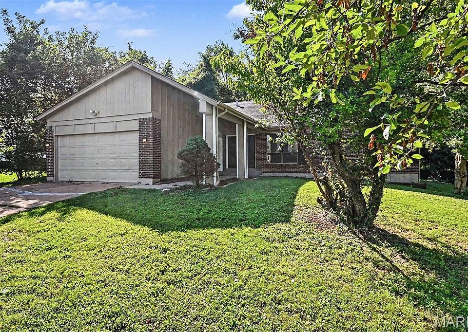 1st image of 5374 Trailview Dr