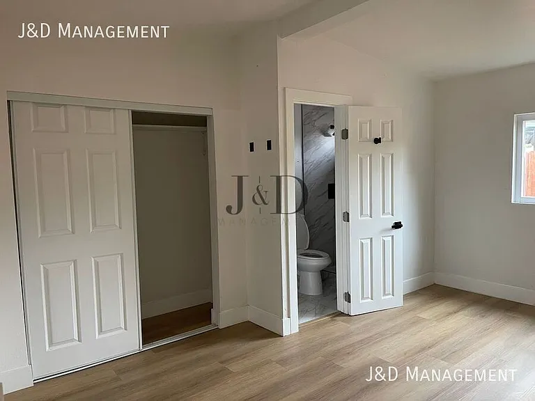 4253 College Ave — Photo 4