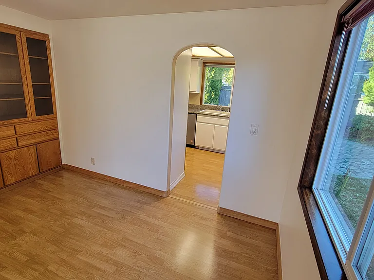 1496 Luella St — Photo 4