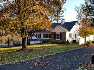2653 N Sugan Rd, New Hope, PA 18938