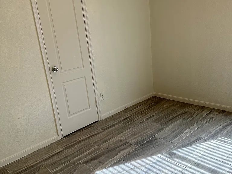 7227 Liberty Mesa Ln — Photo 9