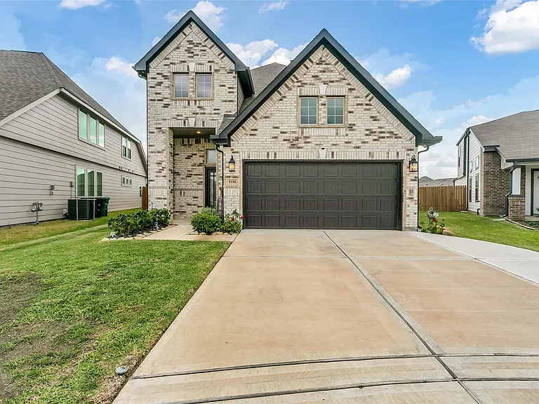 5338 Walker St — Photo 35