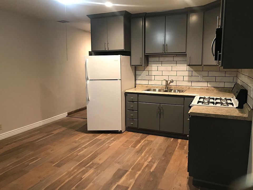 1st image of 728 N Campo St