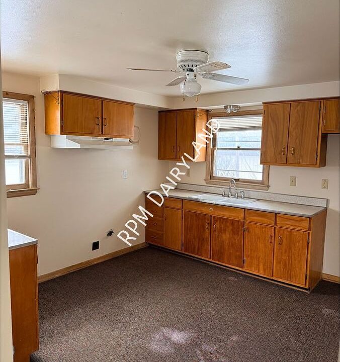1st image of 3973 N 98th St