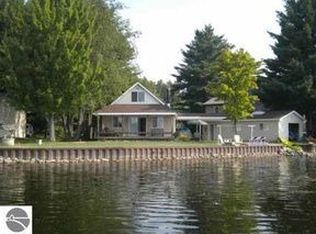 1868 Oneida Trl, West Branch, MI 48661