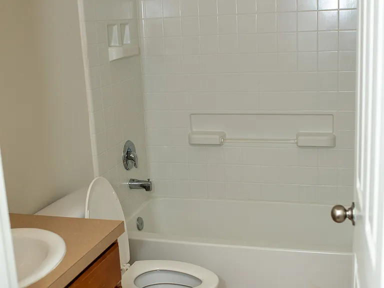 23297 High Pt St — Photo 4
