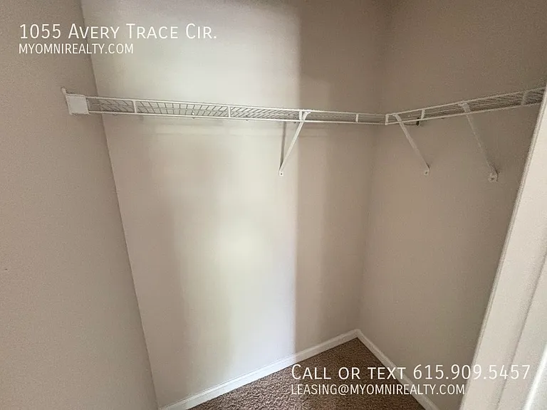 1055 Avery Trace Cir — Photo 28
