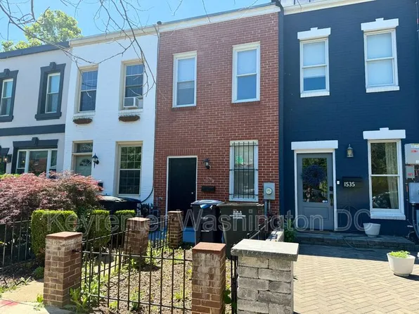 1537 A St SE #Se, Washington, DC 20003