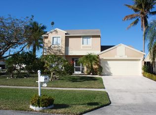 9967 Moss Pond Dr, Boca Raton, FL 33496