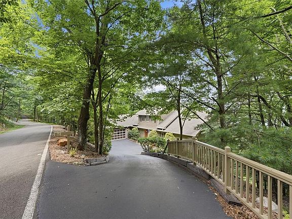 2nd image of 72 Wild Cherry Ln