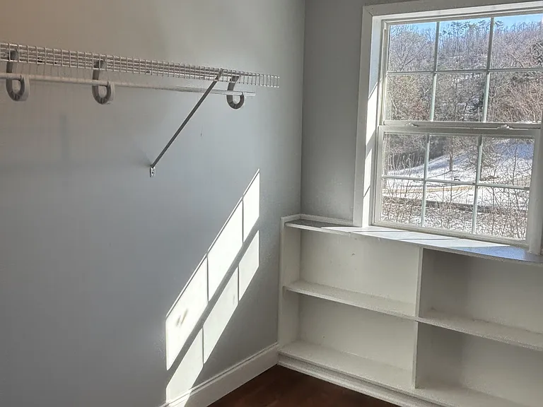 143 McCully Ln — Photo 15