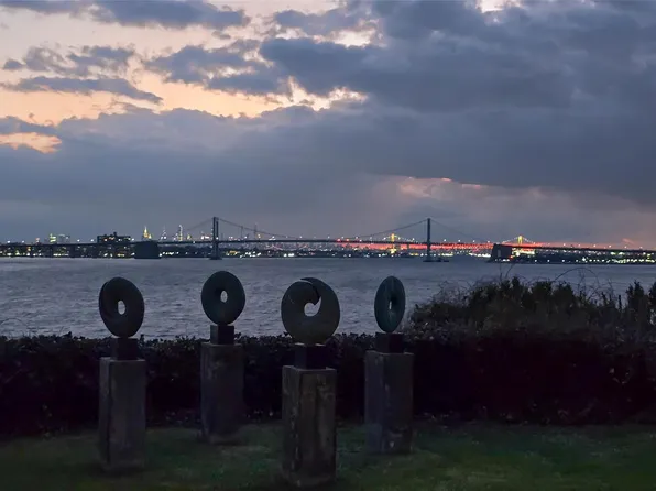 20 Martin Court, Great Neck, NY 11024