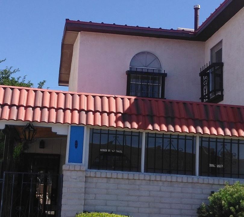 1st image of 812 Ortiz Dr SE APT 4