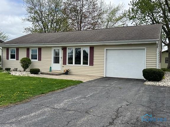 2nd image of 12083 Township Road 77
