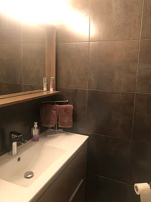 Rented by Meraki Realty LLC | media 18