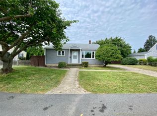 5 Daniel St, Newport, RI 02840