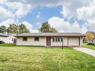 1719 Dundee Dr, New Haven, IN 46774