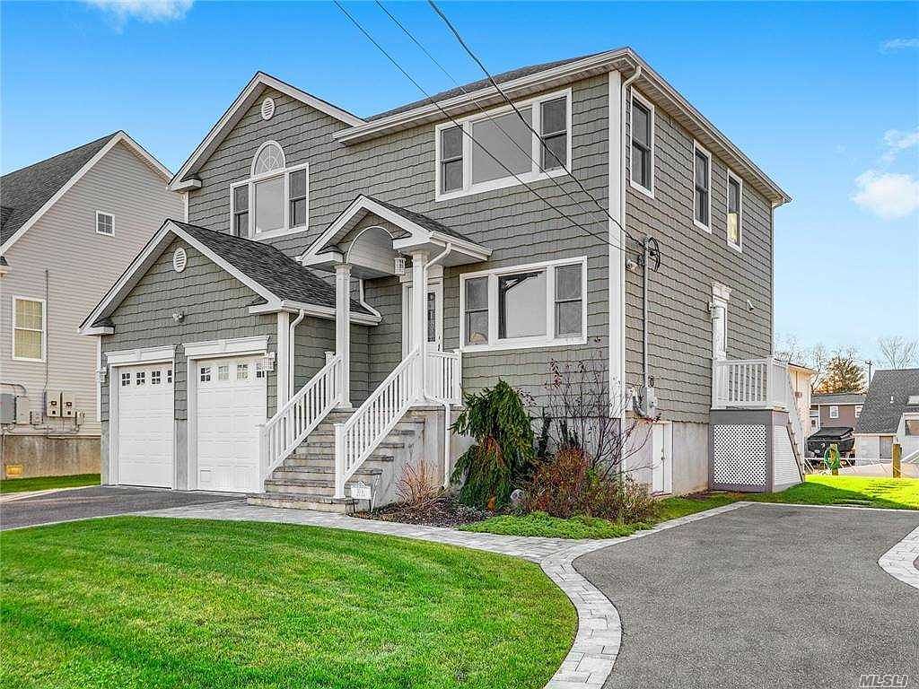 10 Delta Rd, Massapequa, NY 11758 | Zillow