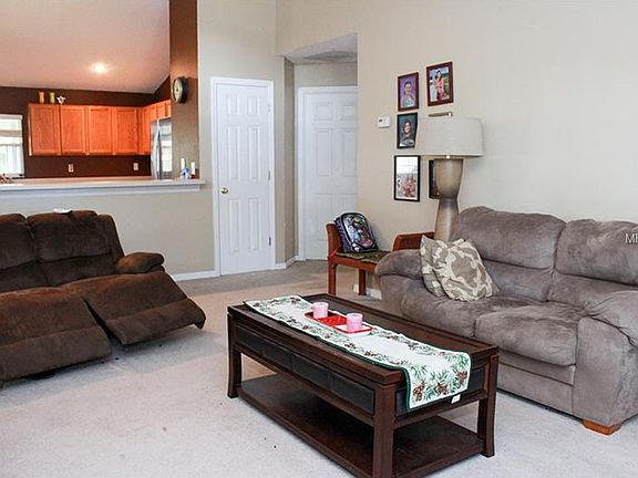 5th image of 2284 Knollwood Dr
