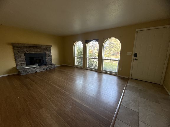 3rd image of 3085 W 5685 S