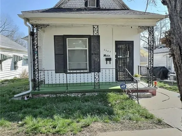3303 N 11th St, Saint Joseph, MO 64505