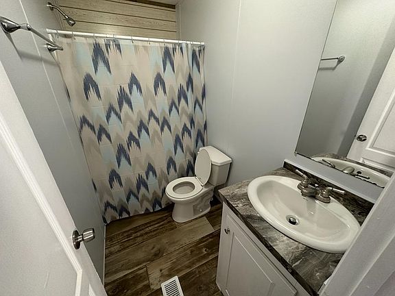 4th image of 9380 103rd St #147