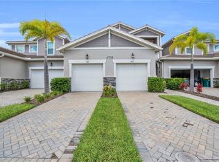 4713 Arboretum Cir #202, Naples, FL 34112