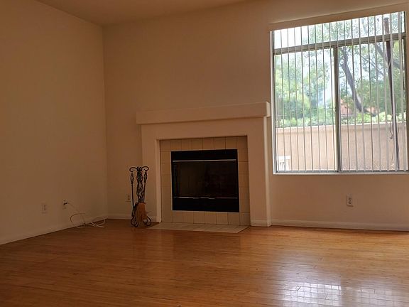 5th image of 10874 Creekbridge Pl