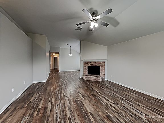 4th image of 1517 Sams Cir