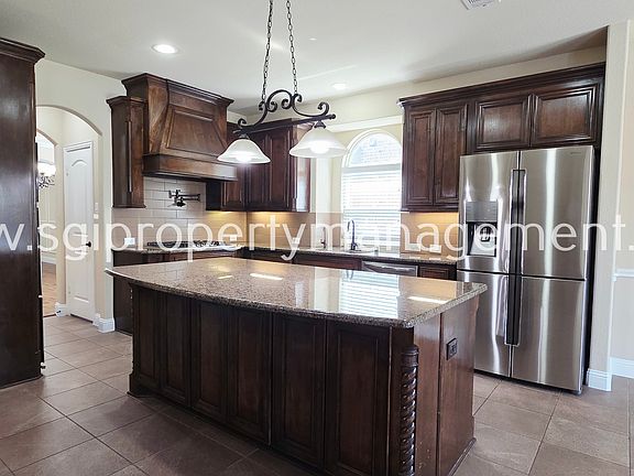 2nd image of 12381 Summertree Dr